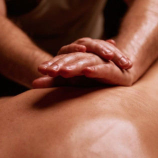 Masaje a Elegir en Studio Massages Salud y Calma (Santiago de Compostela, A Coruña)
