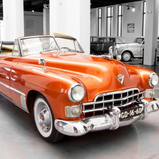 Entrada al Museo del Automóvil y la Moda de Málaga (Málaga)