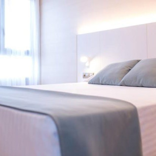 Escapada con Spa en Hotel 4* y Conducir un Ferrari (Valencia)