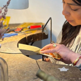 Taller de Iniciación a la Orfebrería con Aperitivo (Madrid)