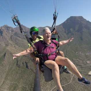 Vuelo de Iniciación al Parapente (Las Moraditas - Adeje, Tenerife)