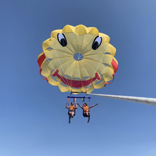 Parasailing (Badalona, Barcelona) 