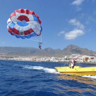 Vuelo en Parascending en Costa Adeje (Santa Cruz de Tenerife)