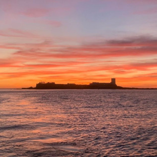 Paseo en Barco Privado para dos para ver la Puesta de Sol en la Bahía de Cádiz (Cádiz)