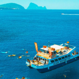 Paseo en Barco por las Calas de Ibiza con Bebidas, Aperitivo, Snorkel y Paddle Surf (Ibiza) 
