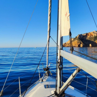 Paseo en Barco con Moto de Agua, Paddle Surf y Copa de Cava Premium (Torrevieja, Alicante)