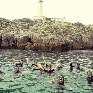 Snorkel y Paseo en Lancha con Fotos para dos (Maliaño, Cantabria)