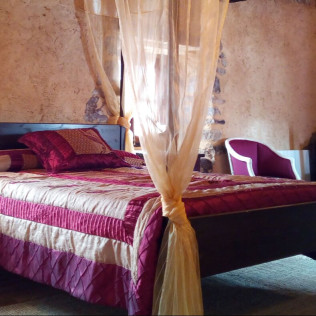 Escapada de 2 noches con Bañera Hidromasaje en Posada Torre – Palacio de los Alvarado (El Ribero, Burgos)