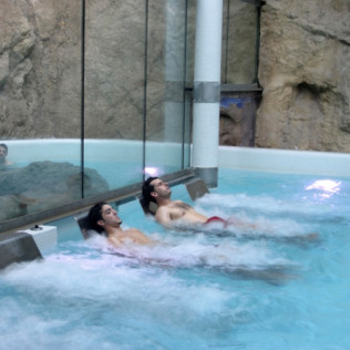 Circuito Spa y Menú en Hotel Balneario La Hermida 4* para dos (Cantabria)