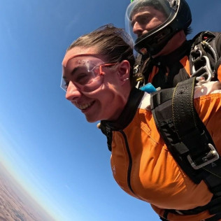 Salto Tándem en Paracaídas para dos desde 4500 metros (Casas de Los Pinos, Cuenca)