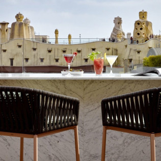Circuito Spa, Masaje Relajante y Cóctel con Vistas a la Ciudad para dos en Serena SPA @ Sir Víctor Hotel 5* (Barcelona)
