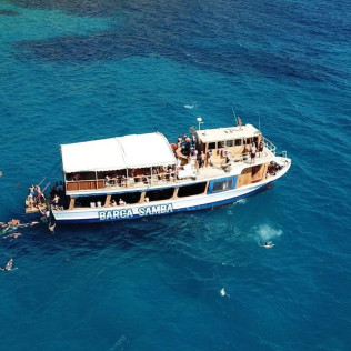 Salida en Barco con Snorkel, Buffet Mediterráneo y Música en Vivo (Palma de Mallorca)
