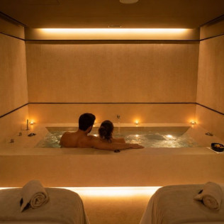 Circuito Spa Privado y Ritual de Exfoliación y Masaje para dos en ESTIMAR Valencia 4&One (Valencia)