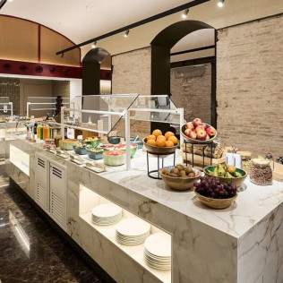 Circuito Spa, Masaje y Desayuno para dos en Hotel Catalonia Plaza Catalunya 4* (Barcelona)