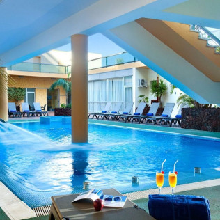 Circuito Spa Privado para Parejas con Cava en Spa Best Semiramis del Hotel Best Semiramis 5* (Puerto de La Cruz, Tenerife)