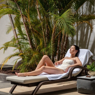 Circuito Spa, Masaje, Cena y Cóctel en la Azotea para dos en Vitanova Thalasso Spa del Hotel Gran Tacande 5* (Costa Adeje, Santa Cruz de Tenerife)