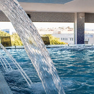 Circuito Spa en Natural Spa del Alexandre Hotel Frontair Congress 4* y Vuelo en el Túnel de Viento (Barcelona)
