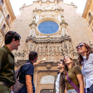 Montserrat Highlights: Visita Guiada con Transporte desde Barcelona (Montserrat, Barcelona)