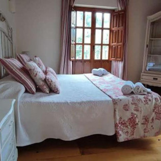Escapada con Desayuno en Trisileja en Novales (Cantabria)