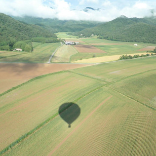 Viaje en Globo por la Garrotxa y Cava (Girona)