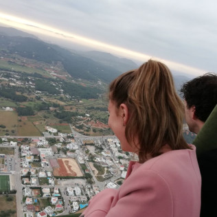 Viaje en Globo Romántico con Champagne y Aperitivo para dos (Ibiza)