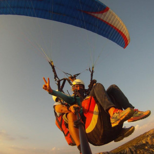Vuelo Acrobático en Parapente (Áger, Lleida)
