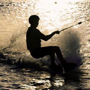 Clase de Wakeboard (Castelldefels, Barcelona)