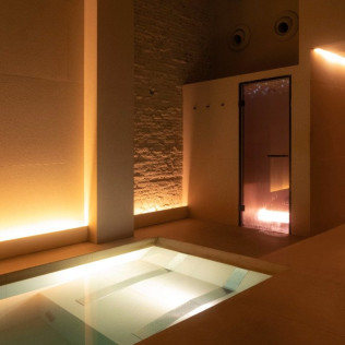 Circuito de Aguas y Deep Tissue Massage en Signature Spa del Hotel Yurbban Passage 4* (Barcelona)