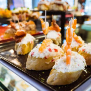 Tour Privado: Ruta de Pintxos con Vinos D.O. Españoles (Vizcaya)