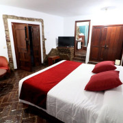 Escapada de 2 noches con Visita a Bodega en Hotel Monasterio Rocamador (Almendral, Badajoz)