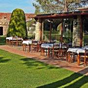 Visita Enoturística a DO Pla de Bages y Comida para dos en restaurante Mas de la Sala (Barcelona)