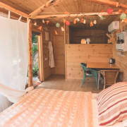 Escapada en Habitación o Cabaña con Cena y Masaje en Masia Rural Can Caponet (Lliçà d'Amunt, Barcelona)