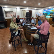Cata de Vinos Submarinos en Tierra para dos en Bodegas Undersea (Murcia)