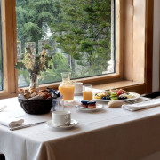 Desayuno para dos en Pazo Los Escudos Hotel & Spa Resort 5* (Vigo)