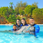 Dolphin Emotions Encounter: Encuentro con Delfines y Entrada a Zoomarine (Portugal)