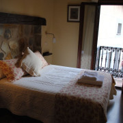 Escapada de 2 noches con Cena en Hospedería Tía María (Casillas, Ávila)