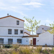 Escapada Enológica: Noche con Spa en Hotel Dolce by Wyndham 4* Sup y Visita a Bodega y Cata de Vino para dos (Barcelona)