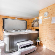 Escapada con Spa Privado y Masaje en Bulle d'Eden (Bayona, Francia)