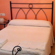 Escapada con Desayuno en Hostal Sara (Villafeliche, Zaragoza)