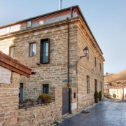 Escapada Romántica con Cena en El Palacete del Obispo 4* (Quintanilla San García, Burgos)