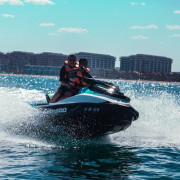 Excursión en Catamarán a Cala Blanca con Moto de Agua, Baño y Comida (Dénia, Alicante)