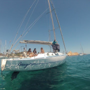 Excursión Compartida en Velero para Ver la Puesta de Sol (Fornells, Menorca)