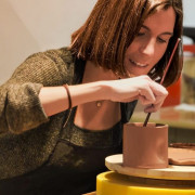 Taller de Cerámica: Modela y Decora tu Pieza (Barcelona)