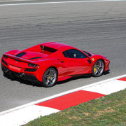 Ferrari en Carretera (Vic, Barcelona)
