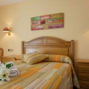Escapada con Cena en Hostal Casa Ramón (Quintanar de la Sierra, Burgos)