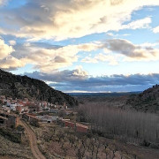 Escapada Rural de 2 Noches con Desayuno en Hostería la Barbacana (Tramacastiel, Teruel)