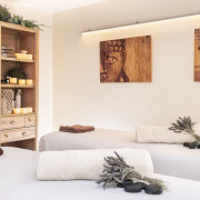 Circuito Spa y Masaje para dos en Sallés Hotel Aeroport de Girona 4* (Riudellots de la Selva, Girona)