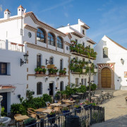 Escapada de 2 Noches con Cena en el Hotel Posada La Plaza (Canillas de Albaida, Málaga)