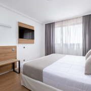 Escapada Romántica con Circuito Spa y Cena en Alexandre Hotel Frontair Congress 4* (Sant Boi, Barcelona)