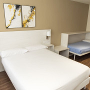 Escapada con Desayuno y Opción a Habitación Superior en Hotel La Terraza (Miño, A Coruña)